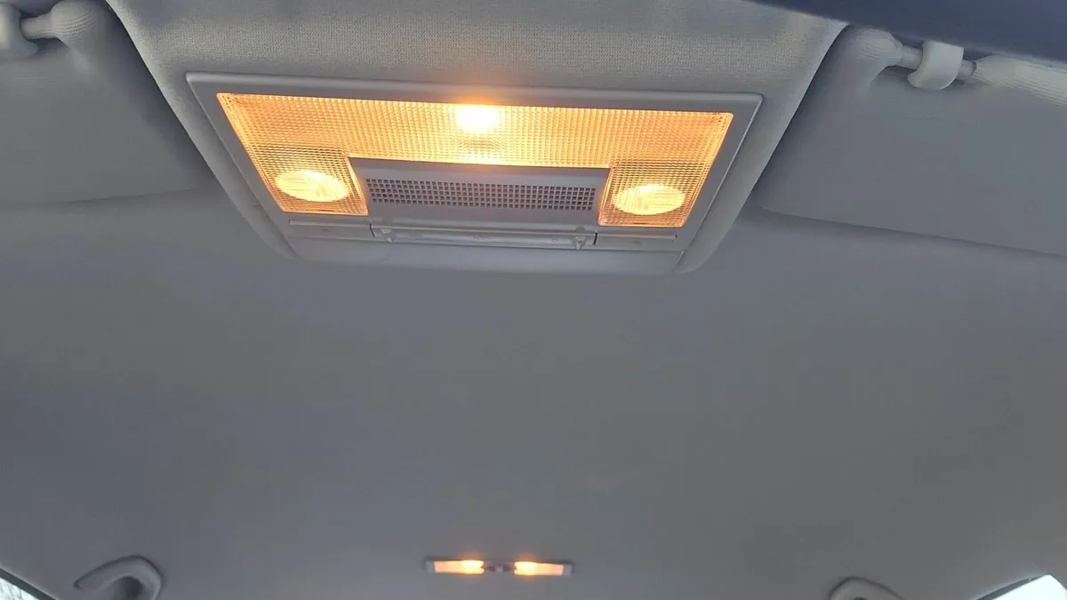 Volkswagen Polo 2007, 176k km, manual. - Image 2