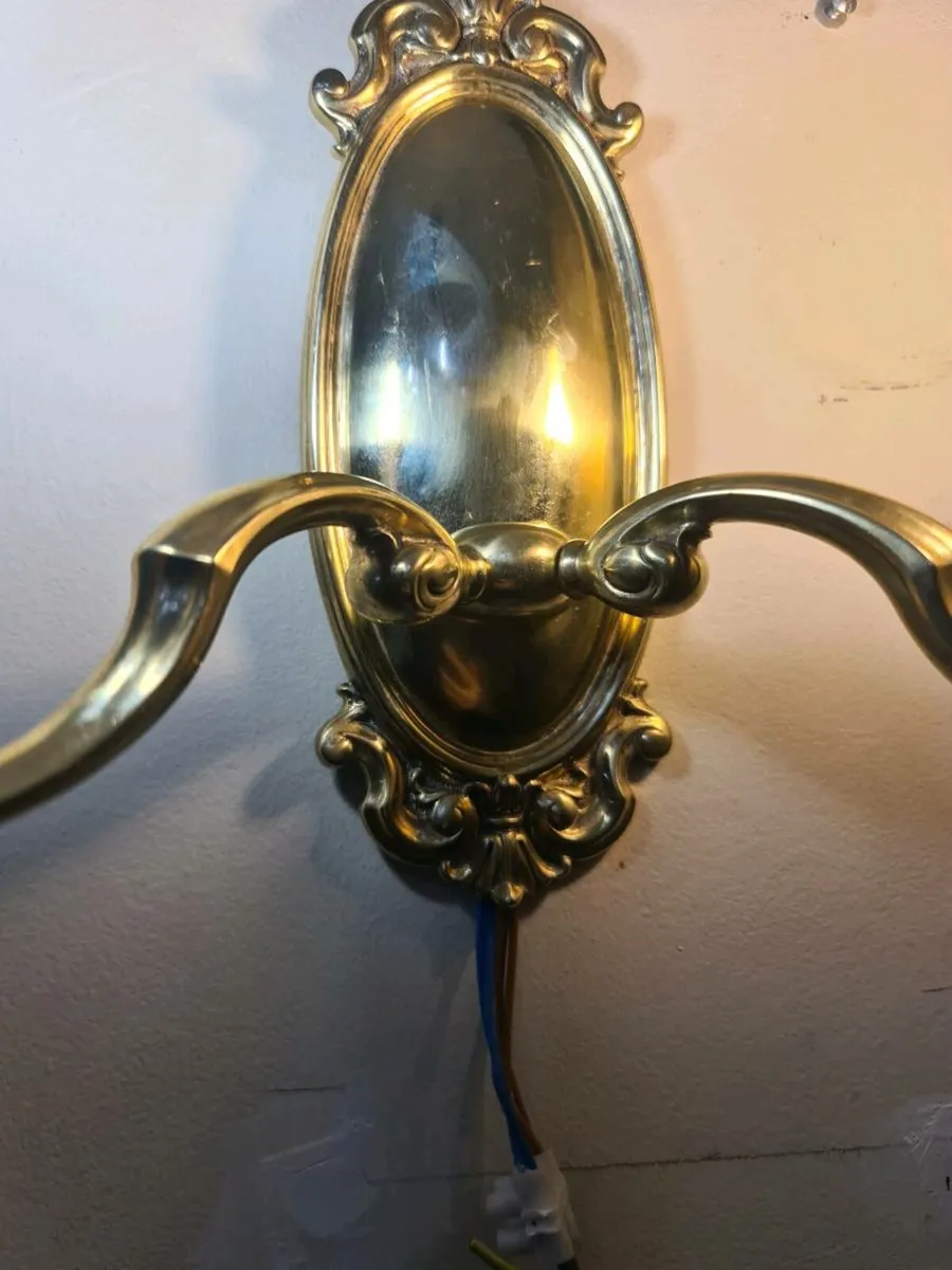 Vintage brass wall lights - Image 2