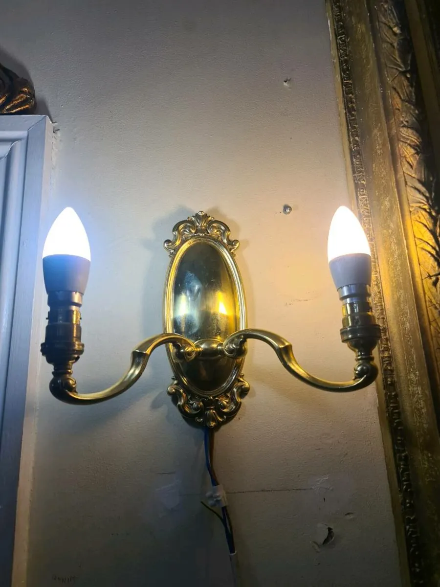 Vintage brass wall lights - Image 3
