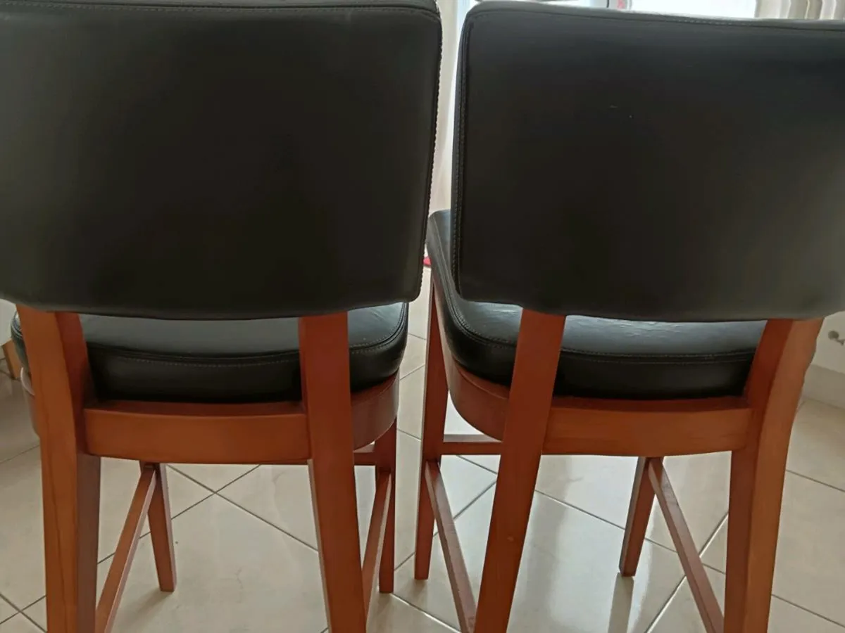 Bar stools - Image 1
