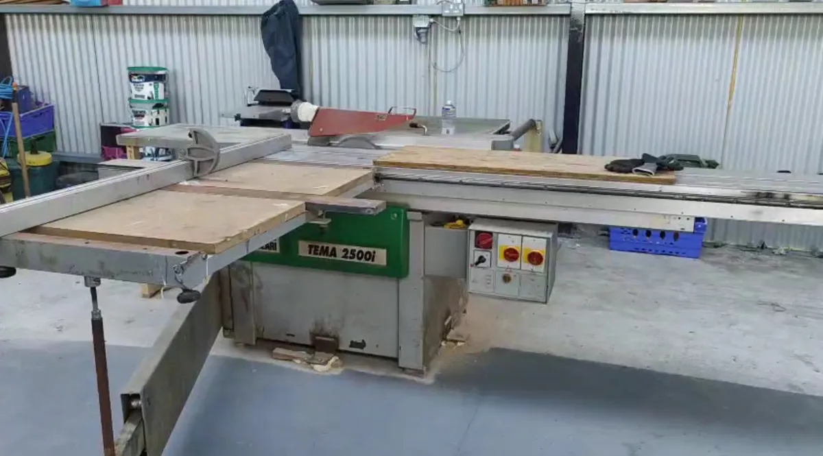 Lazzarai 2.5m single phase panel saw - Image 1