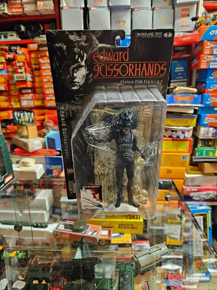 Movie Maniac's Edward Scissorhands - Image 4