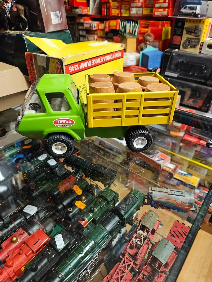 Vintage 1970's Tonka Truck - Image 4
