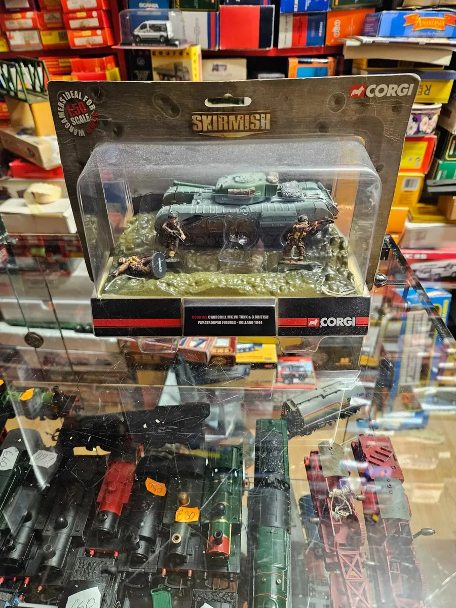 Corgi Skirmish Churchill Tank - Image 1