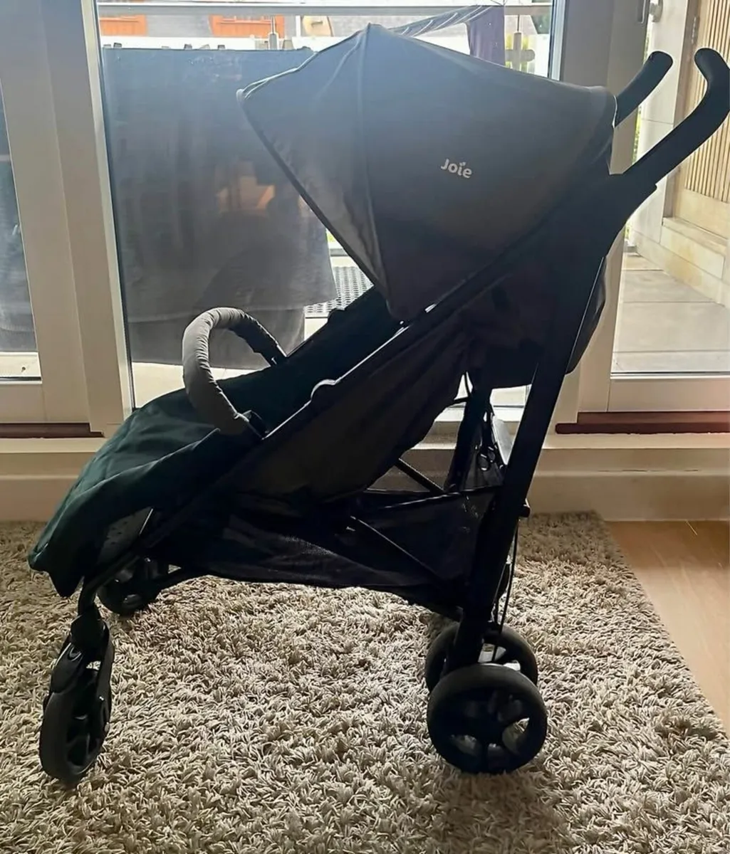 Joie Brisk LX Stroller + Rain Cover + Footmuff - Image 2