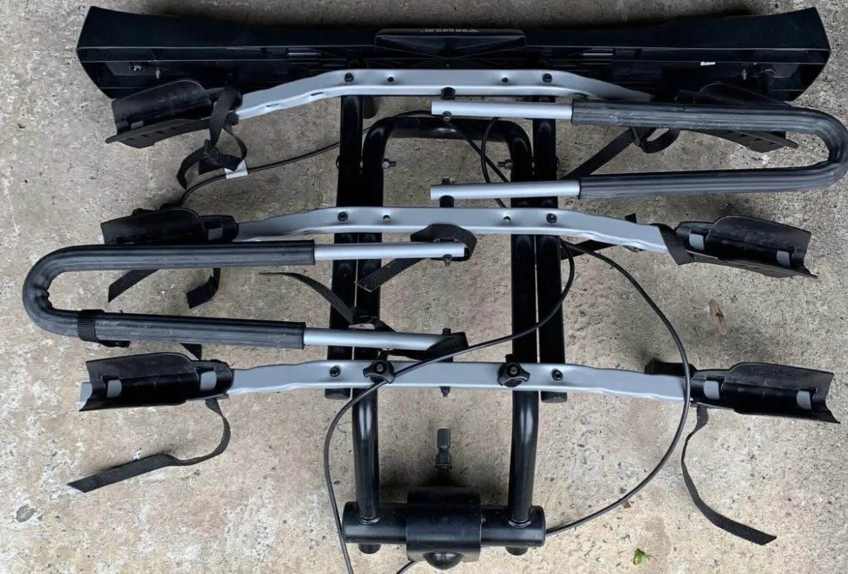 Thule 3 Bike Towbar Carrier - Image 2