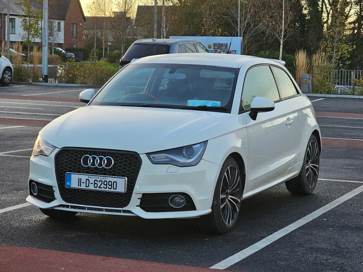 Audi A1 2011 Auto 51,000 km - Image 1