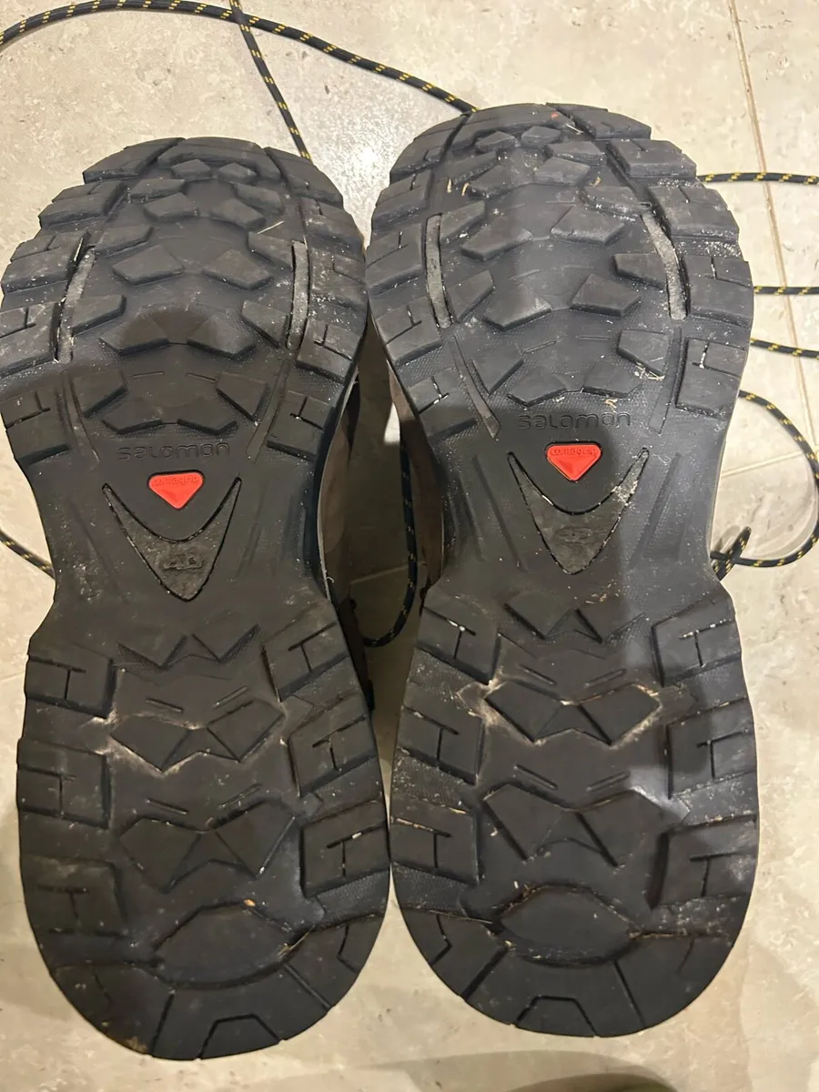 Salomon Quest 4D GTX Hiking Boots - Excellent - Image 3
