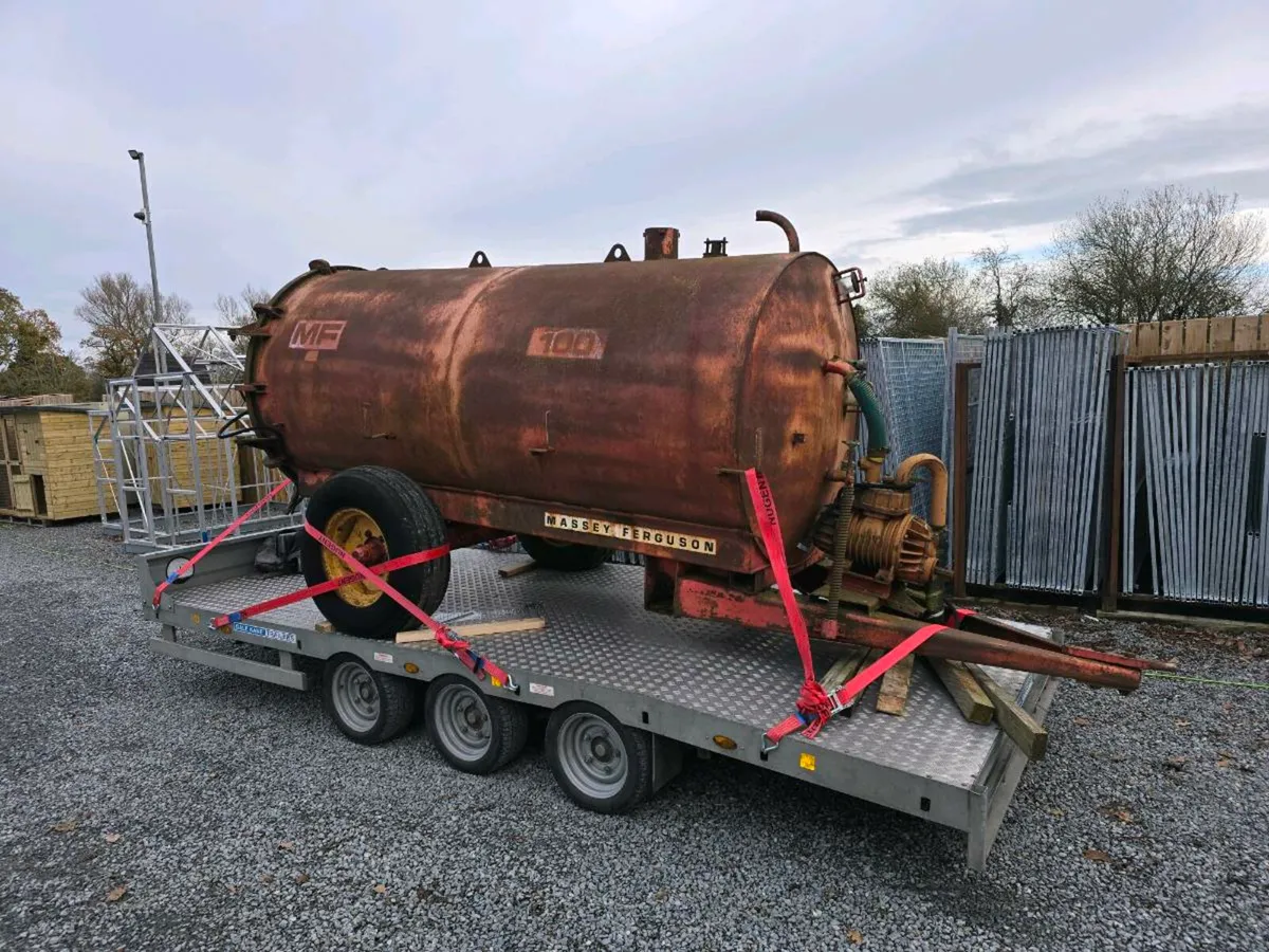 Vintage massey ferguson slurry tanker - Image 1