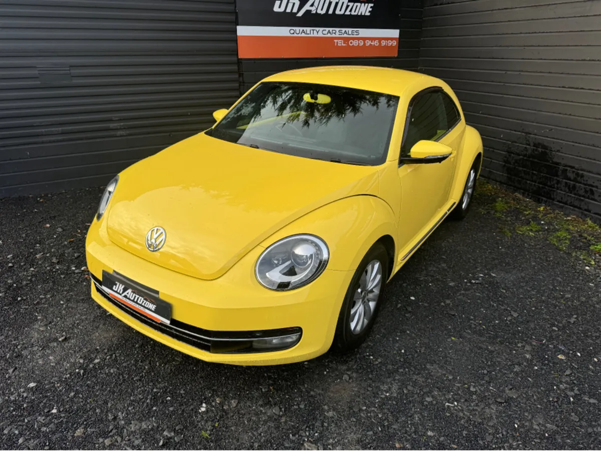 Volkswagen Beetle 1.2 TSI Yellow Edition AUTO - Image 3