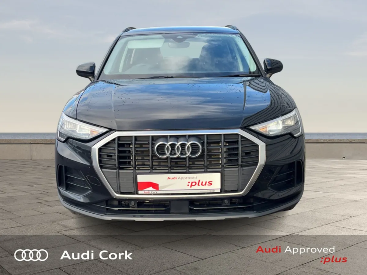 Audi Q3 1.4 45TFSI E 245BHP TECHNIK AUTOMATIC - Image 3