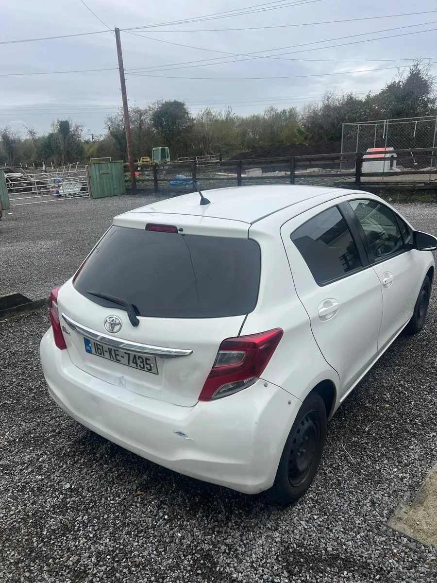 Toyota Yaris /vitz 2016 - Image 3