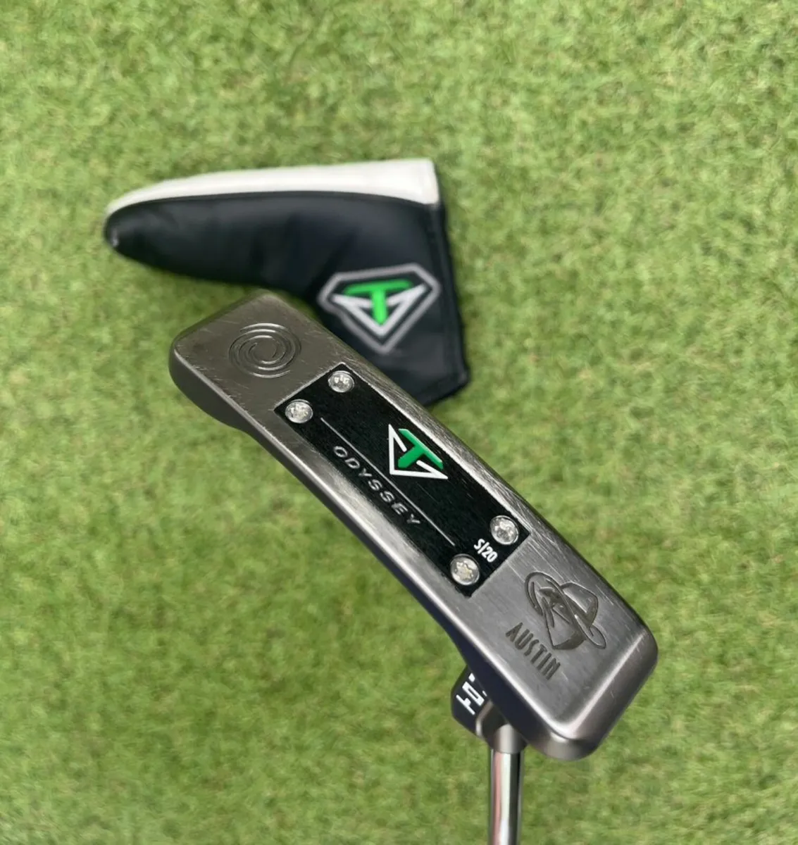 Odyssey Toulon Austin Putter / 33″ - Image 2