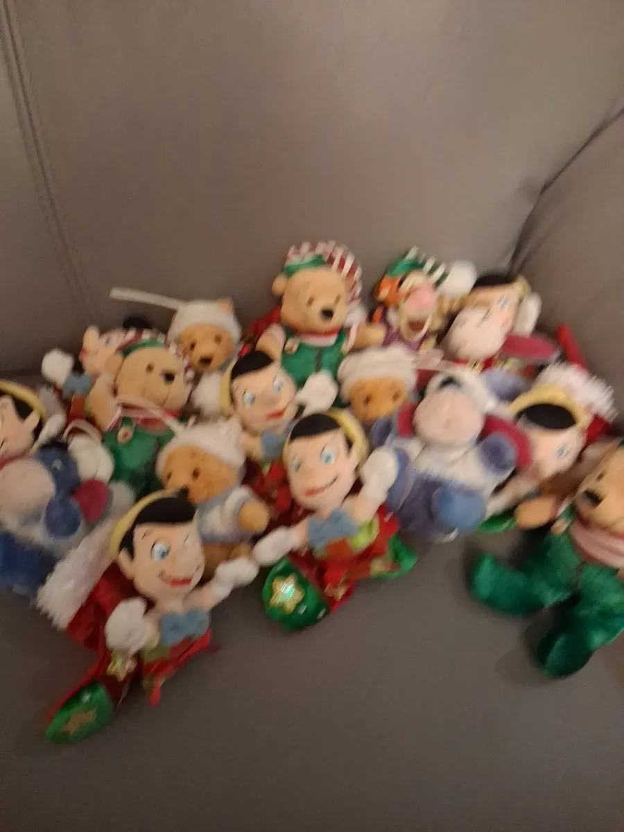 Collection of disney characters for christmas - Image 4