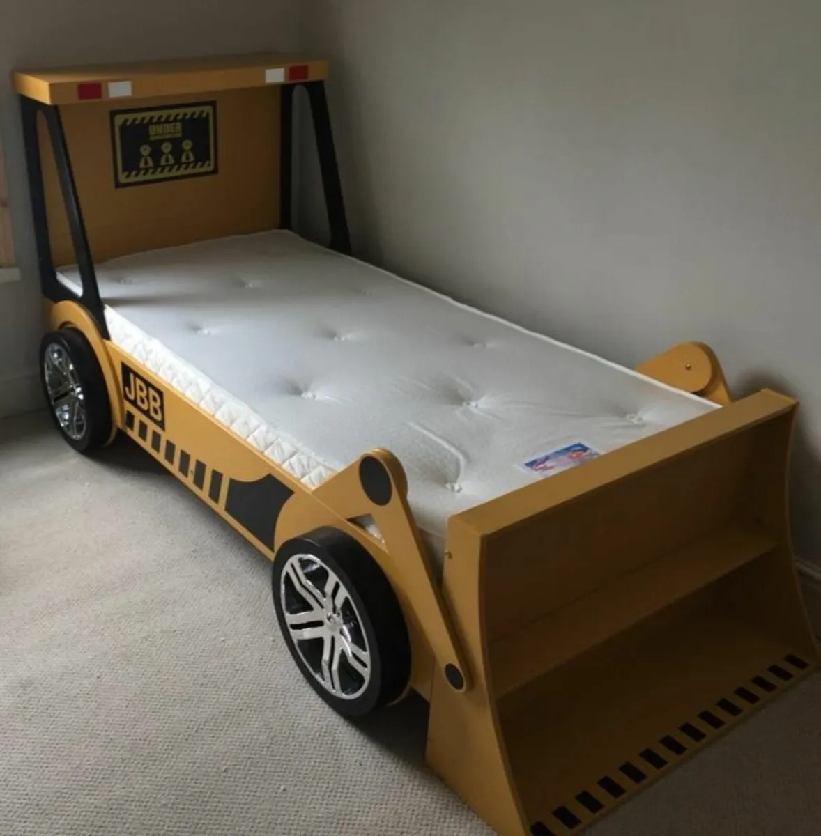Tractor bed frame