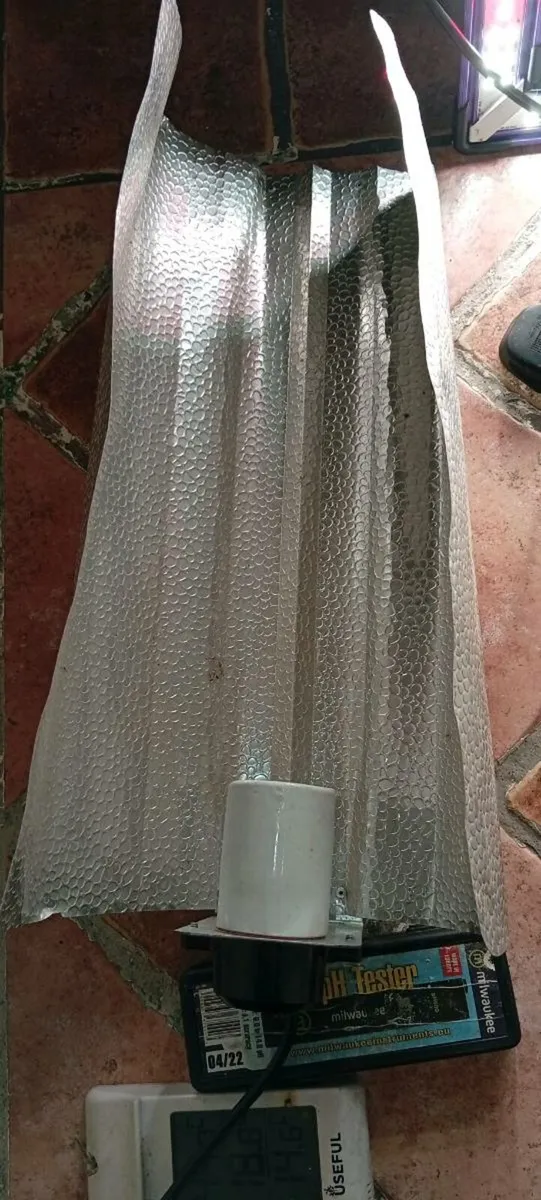 2 grow lights , carbon filter, - Image 3