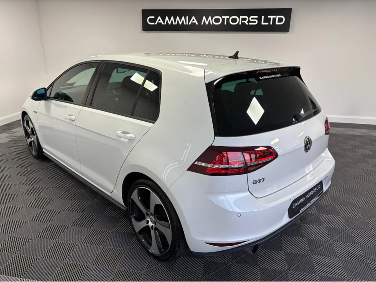Volkswagen Golf *VOLKSWAGEN GOLF GTI* *DSG* *HEATE - Image 4