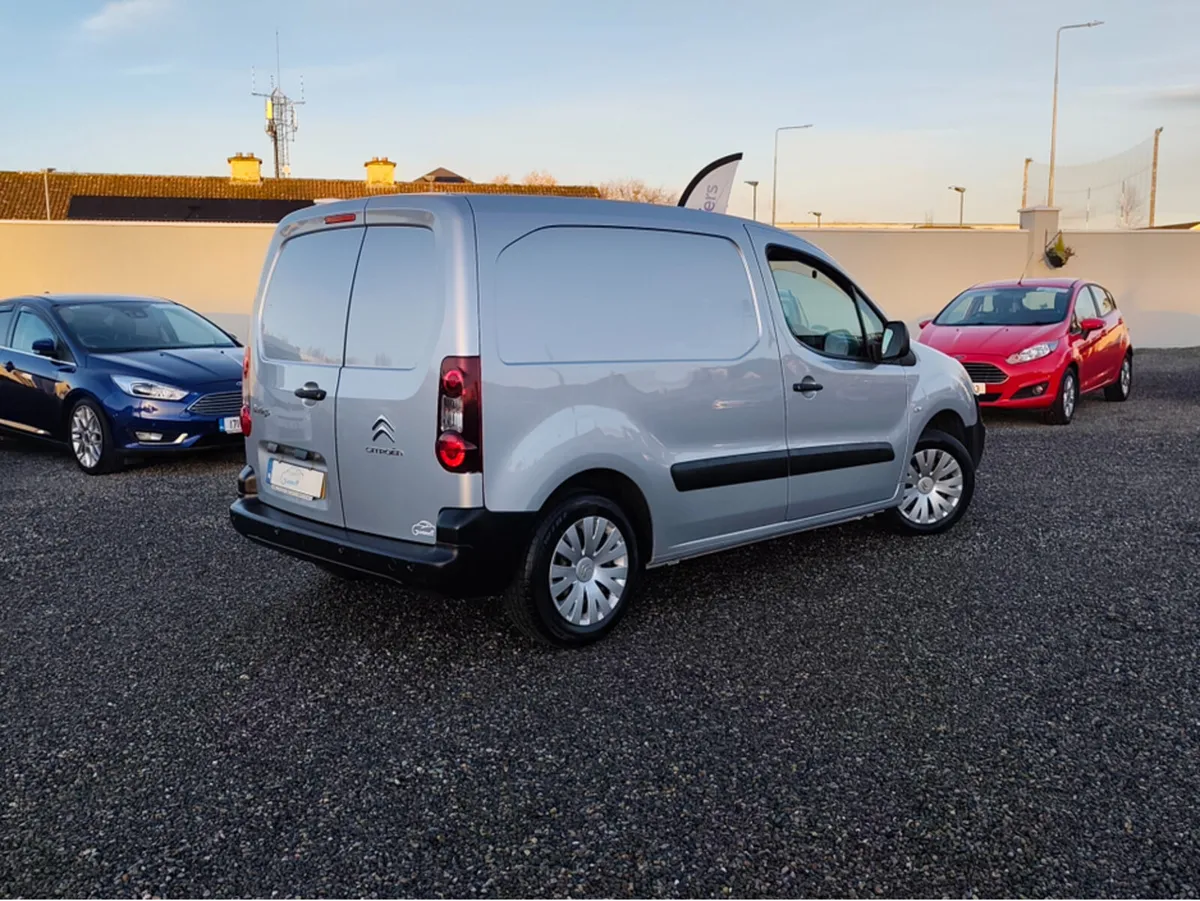 Citroen Berlingo LOW MILES 625 EN-PRISE BLUE ENTER - Image 2