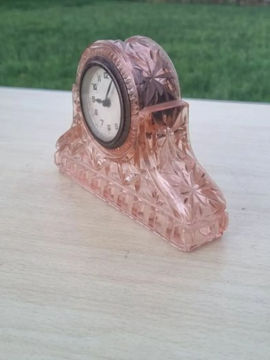 Art Deco Walther Pink Peach Glass Clock - Image 3