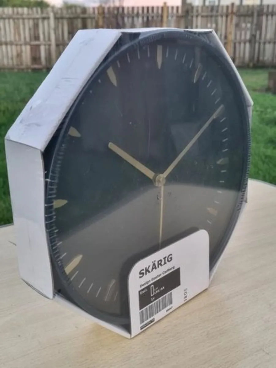 Skarig Wall Clock, Design Gustav Calberg - Image 4