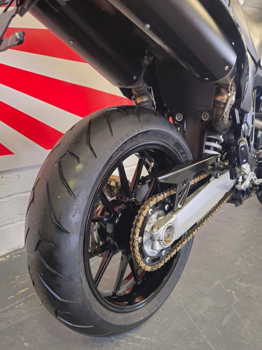 2002 KTM 640 Duke - Image 3