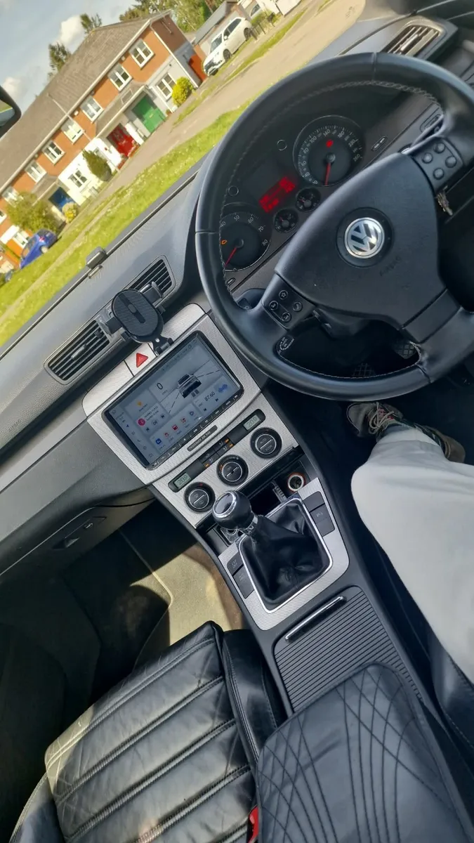 VW Passat 1.6 Leather Seats NCT available - Image 1