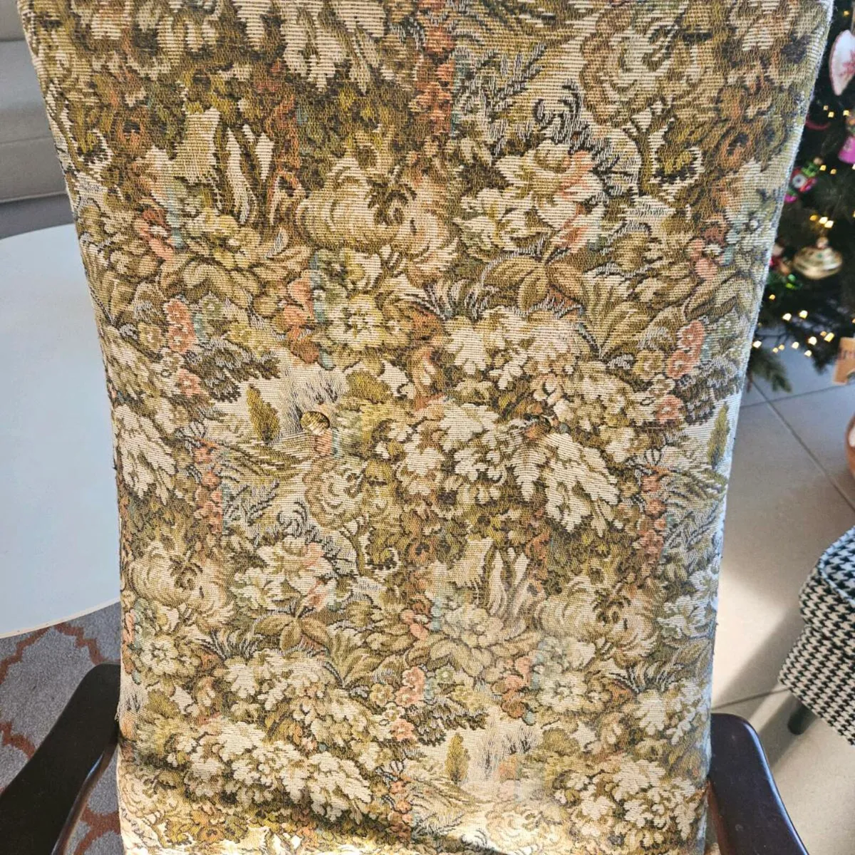 Vintage fireside chair - Image 2