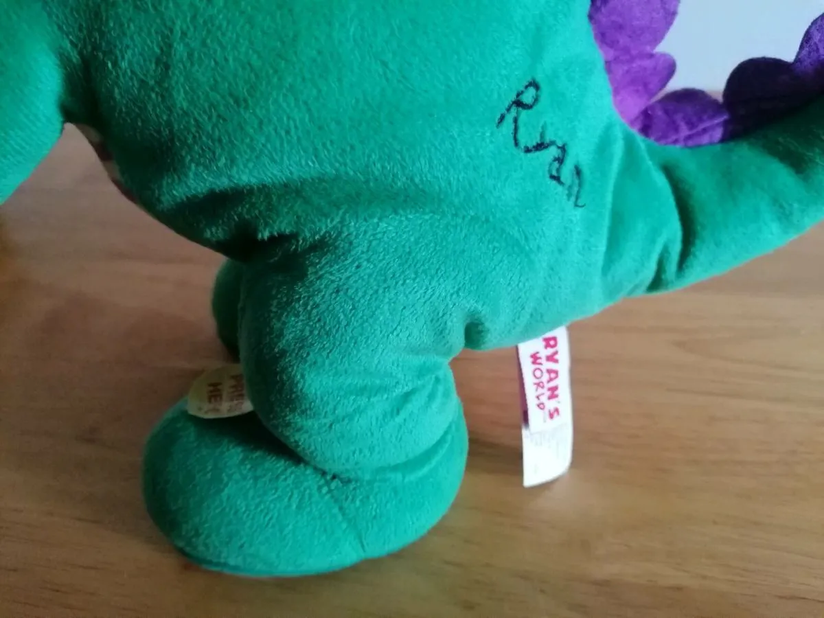 Ryan's World Roaring Dinosaur Plush Toy - Image 2