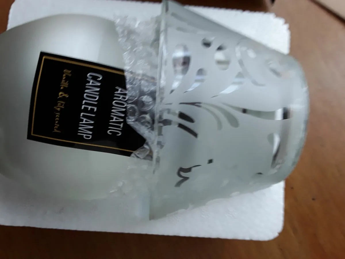 Brand new unwanted gift scented candle - Image 2