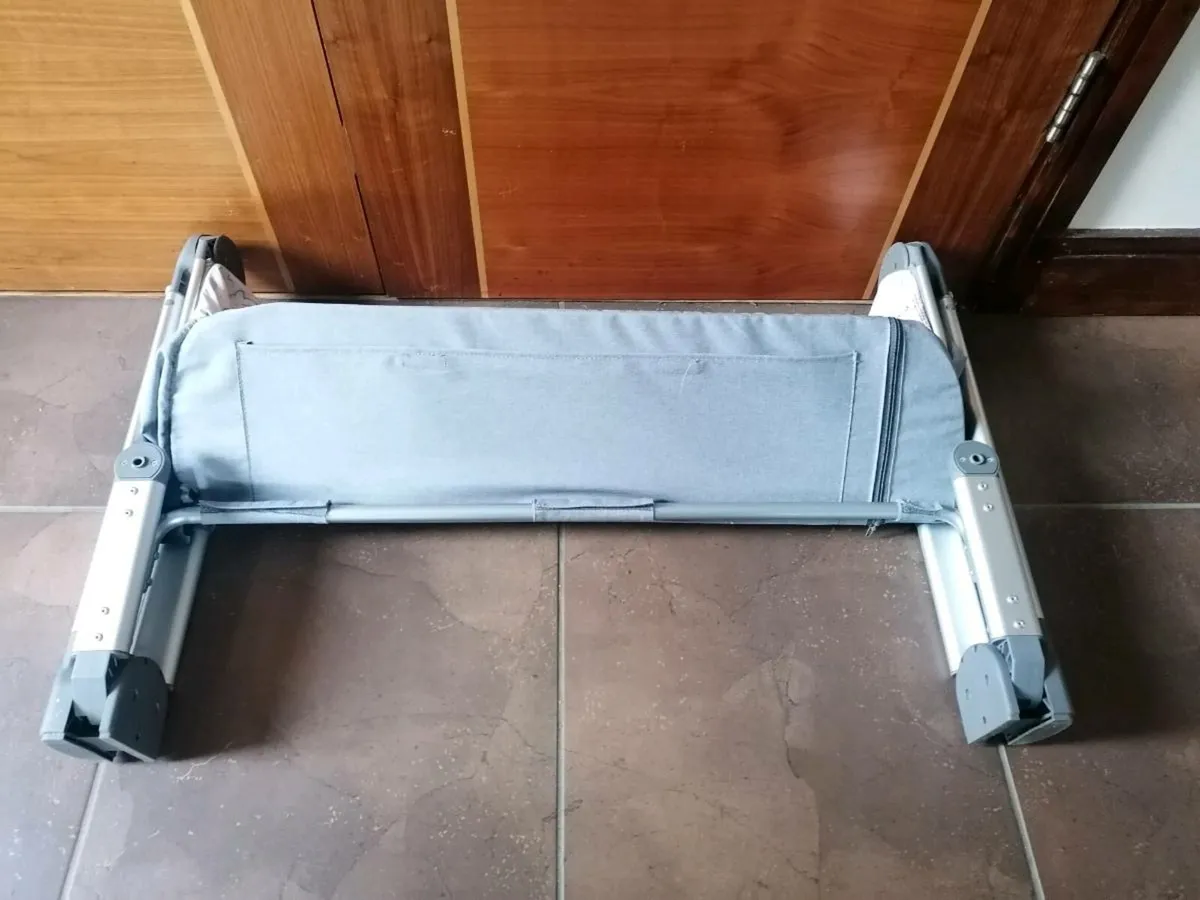 Babylo Folding Crib - Image 3