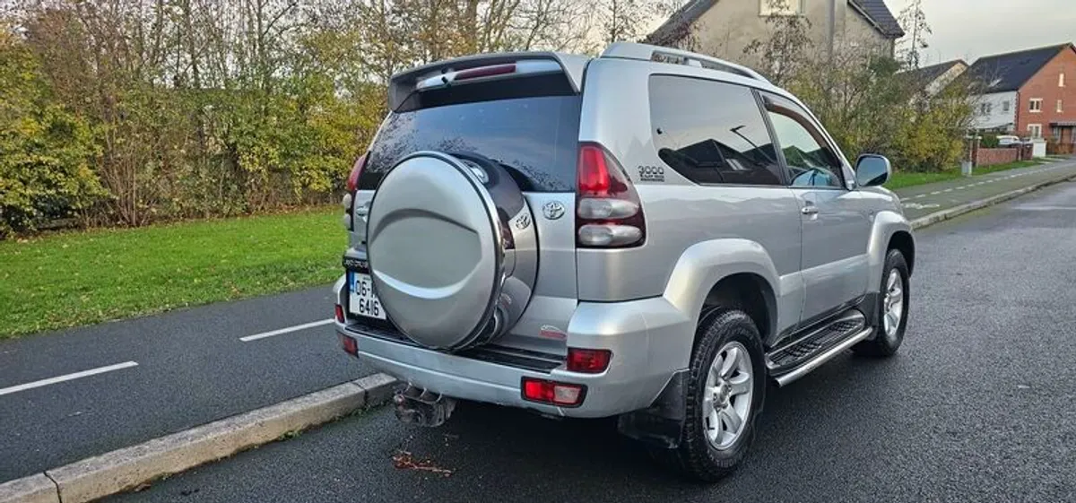 2006 Toyota Land Cruiser - Image 4