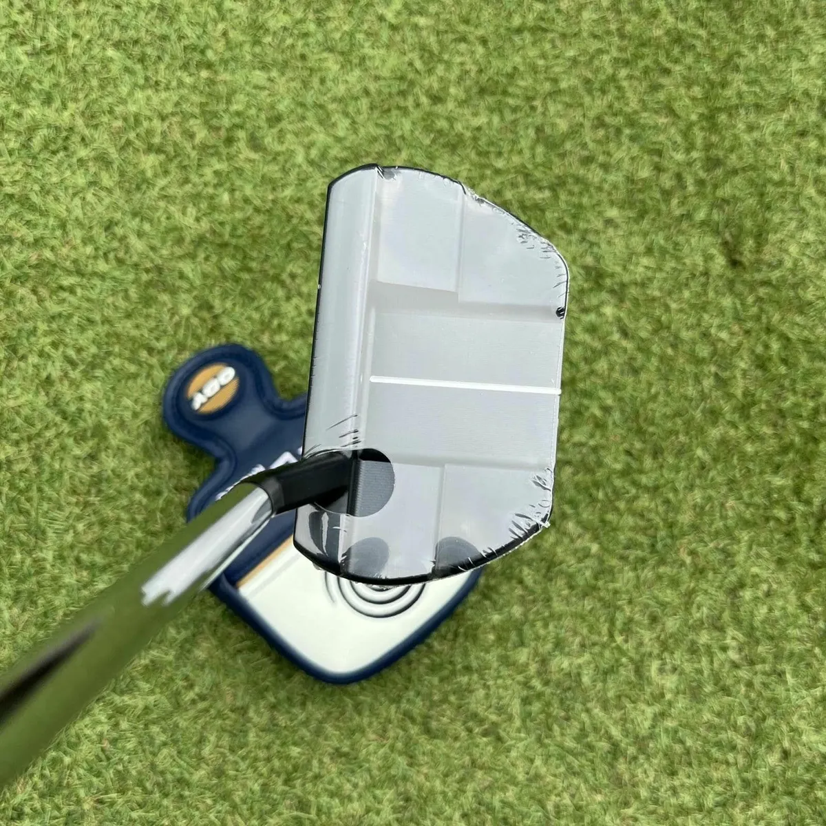 New Odyssey Ai-One Milled Three T Putter / 34″ - Image 4
