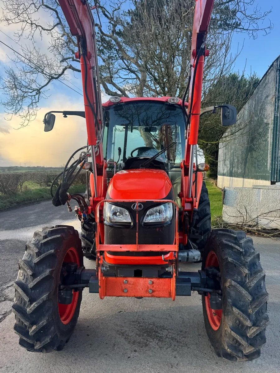 Kubota Tractor with Loader - Image 2