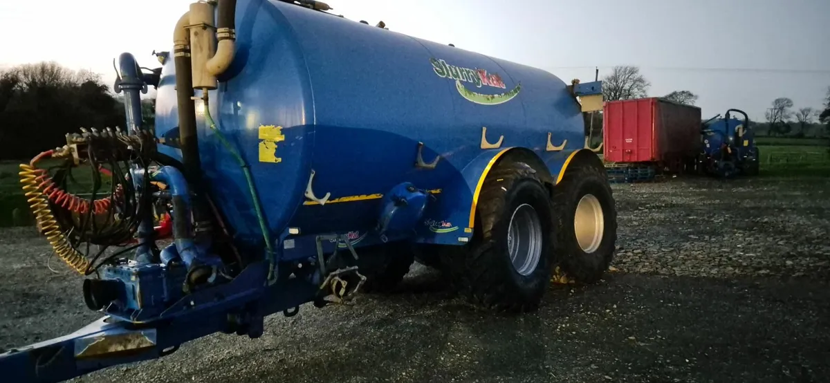 Slurrykat 4500Gal Tanker - Image 1