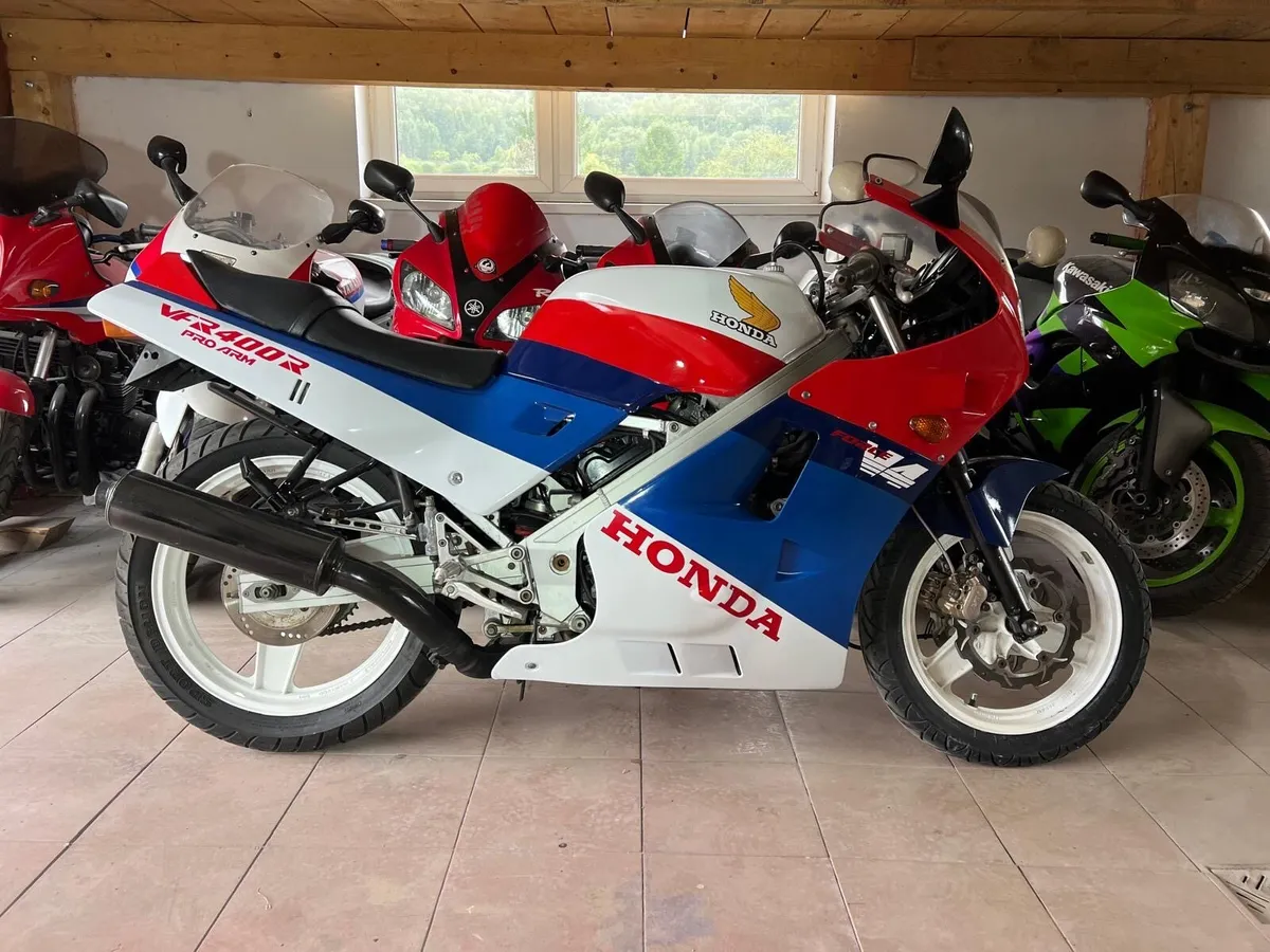 Honda vfr400 , cb1300 , vf1000f 2 - Image 1