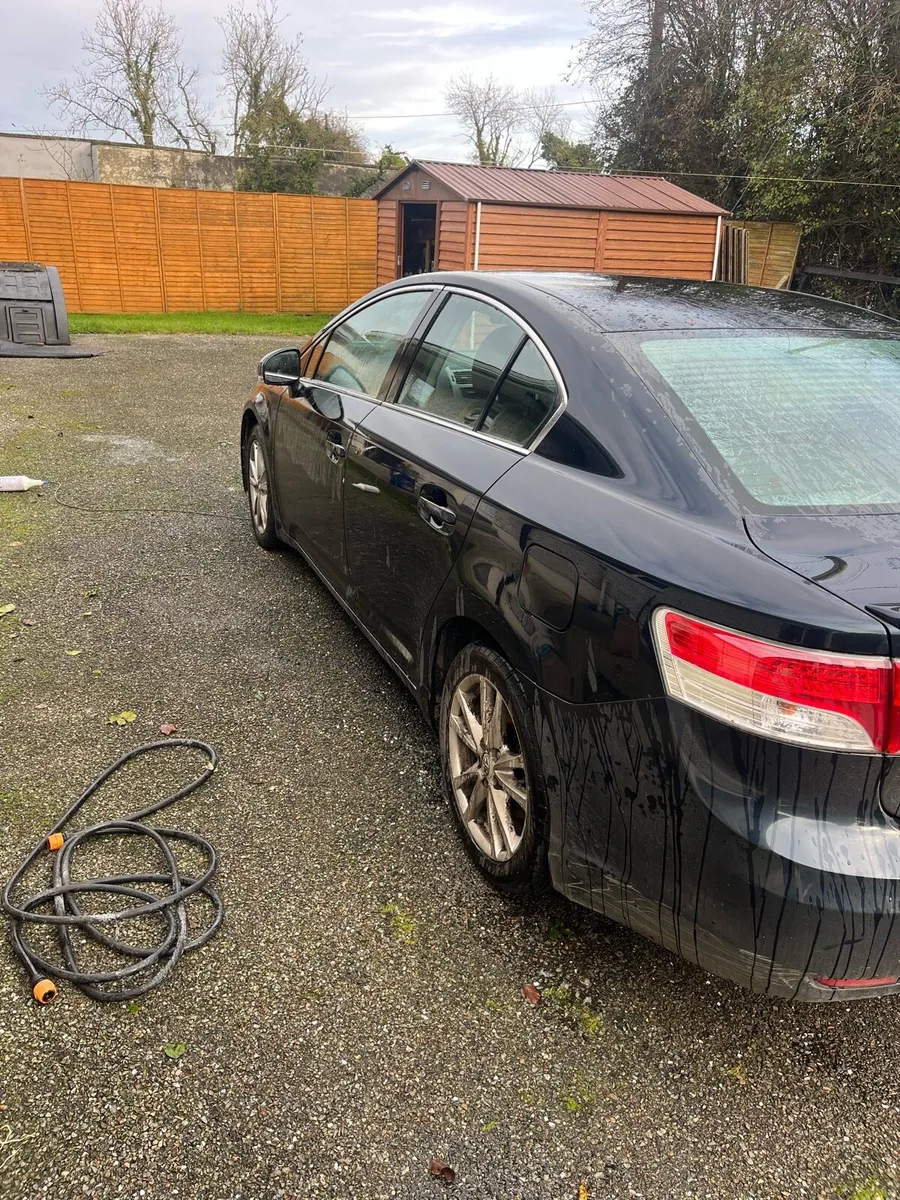 Toyota avensis - Image 3