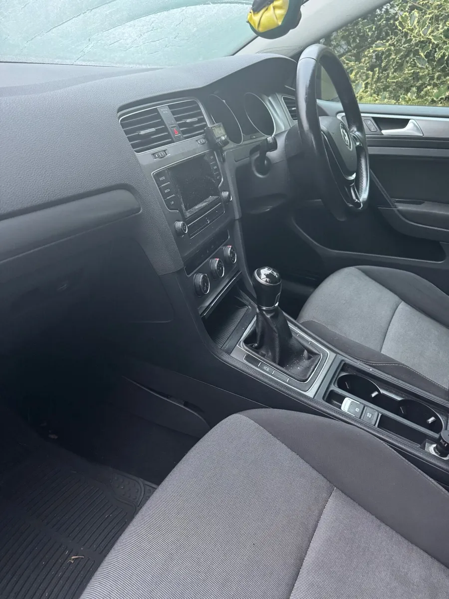 Volkswagen Golf 2013 - Image 4