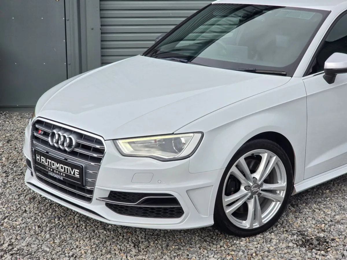 2014 AUDI S3 QUATTRO 300BHP S TRONIC LOW KMS - Image 2