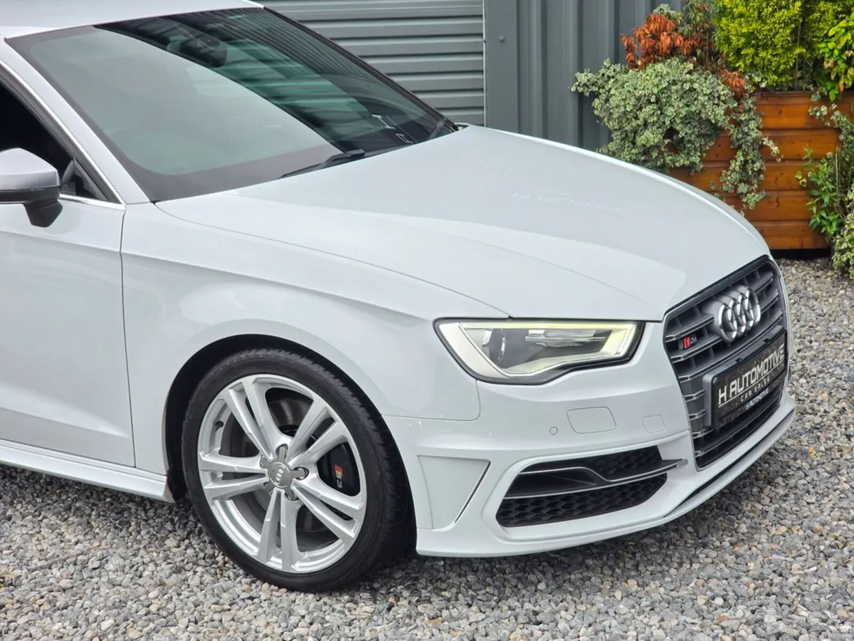 2014 AUDI S3 QUATTRO 300BHP S TRONIC LOW KMS - Image 4