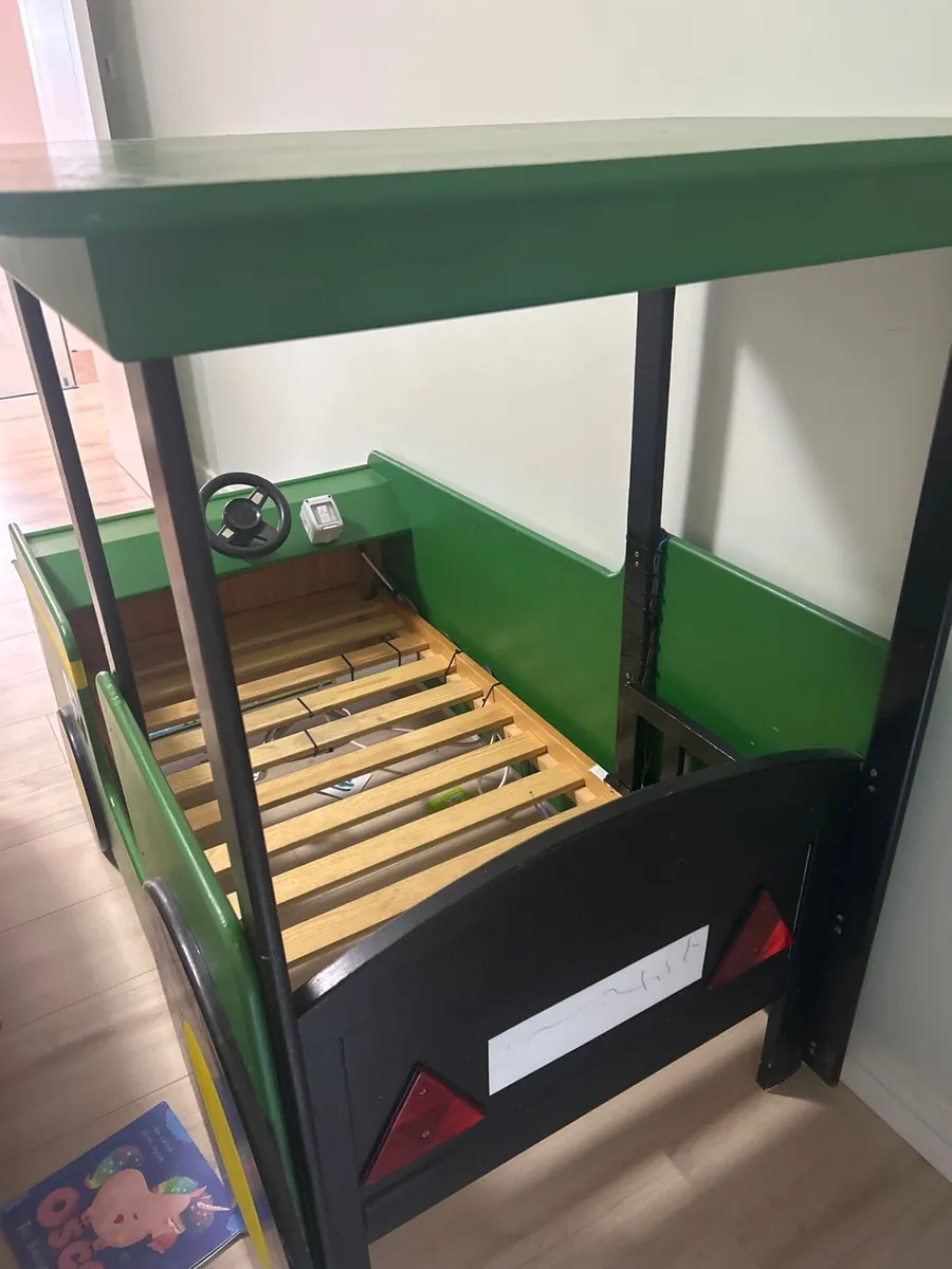 Kids tractor bed - Image 3