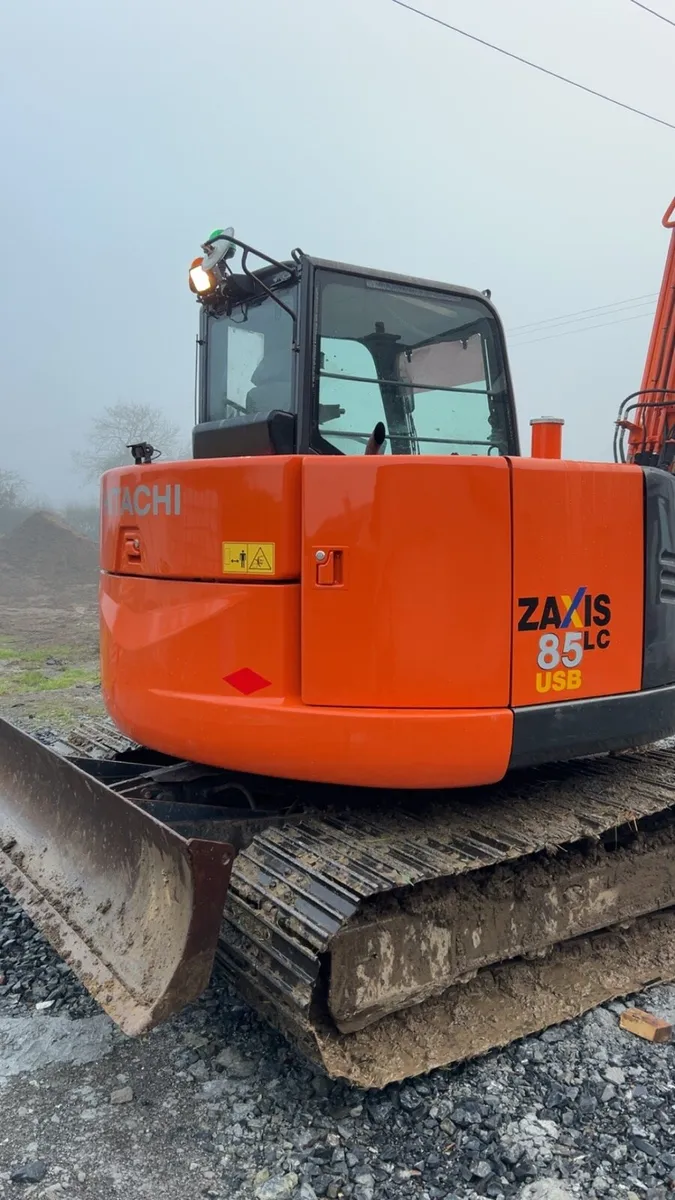 Hitachi 85 - Image 3