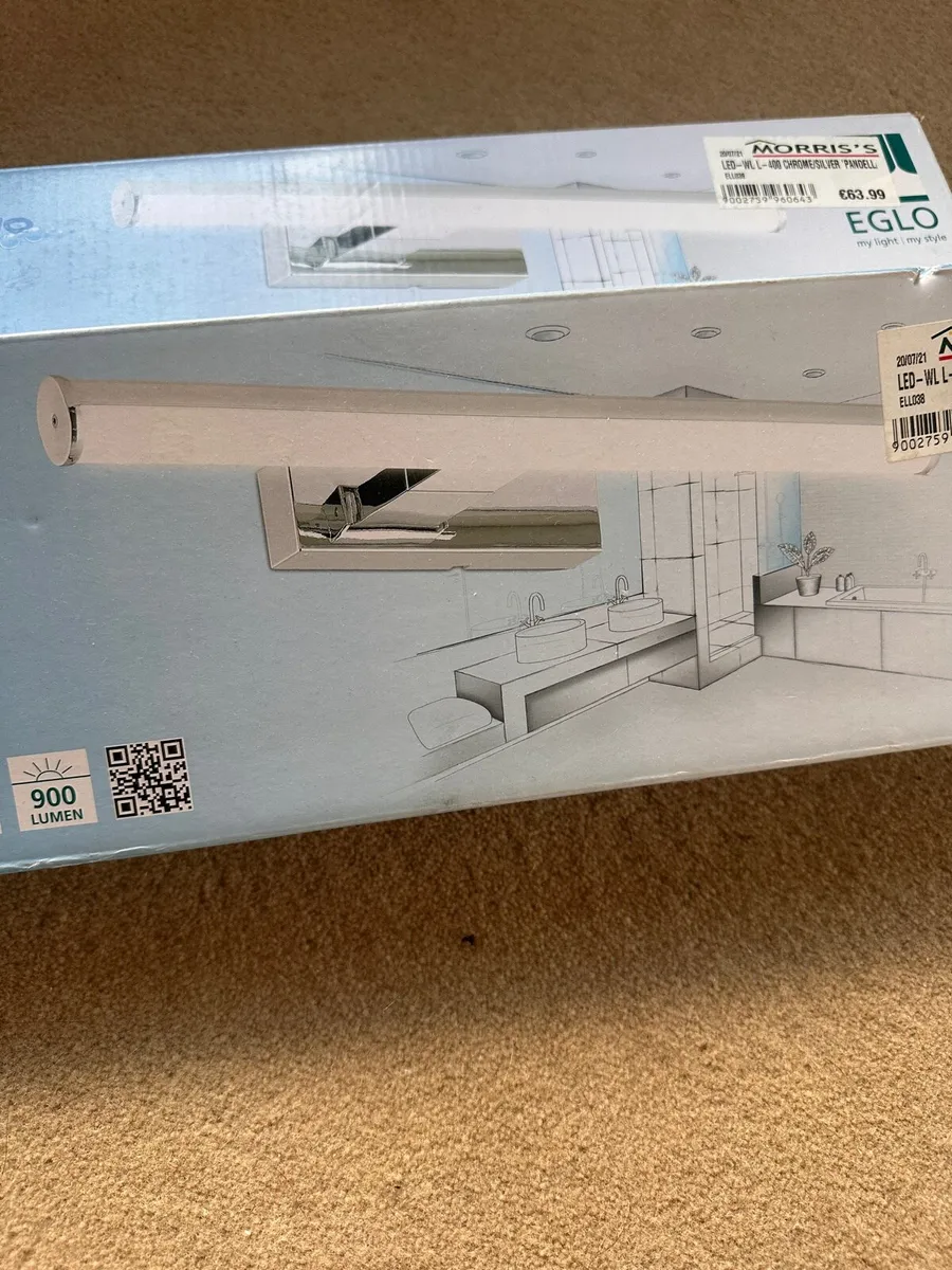 Pair of new Bathroom lights - Image 3