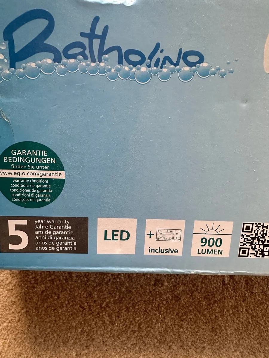 Pair of new Bathroom lights - Image 4