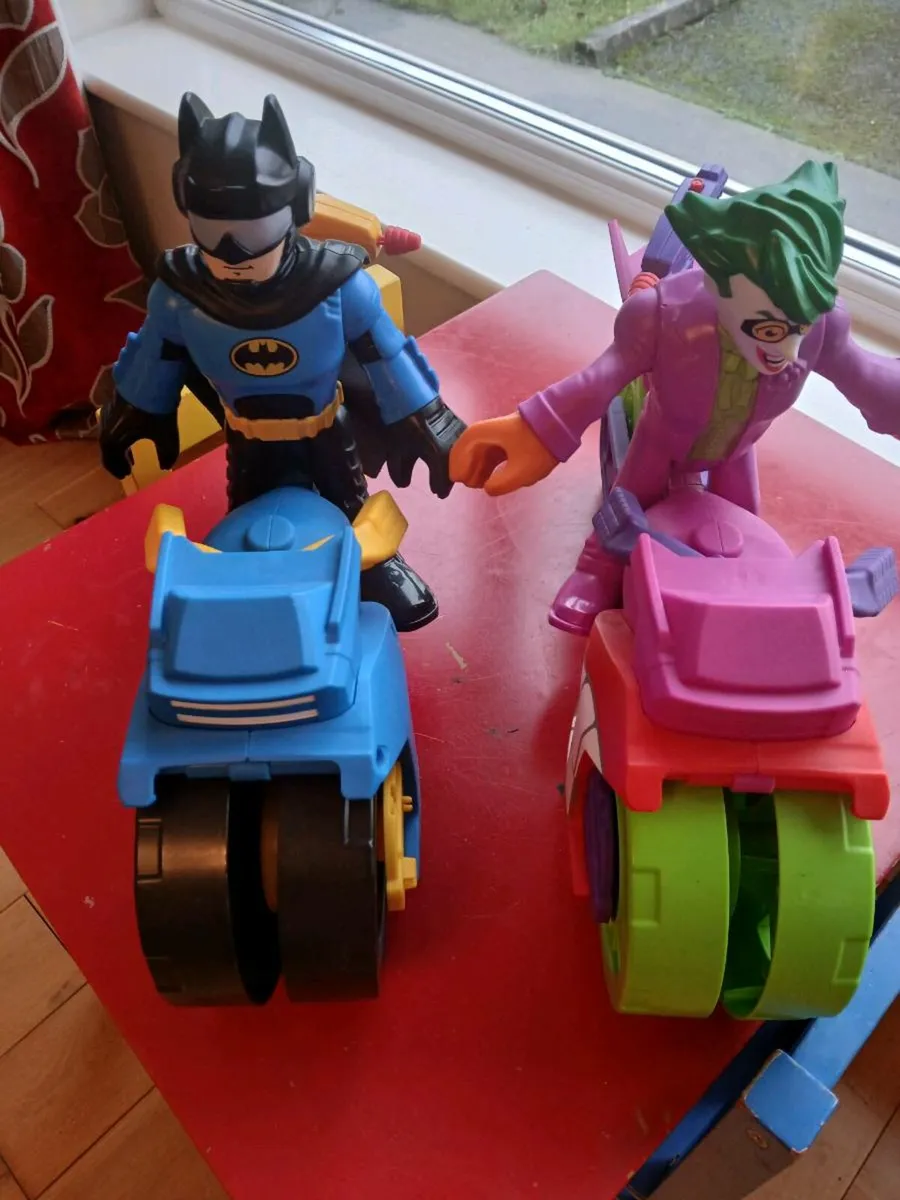 Batman toys - Image 1