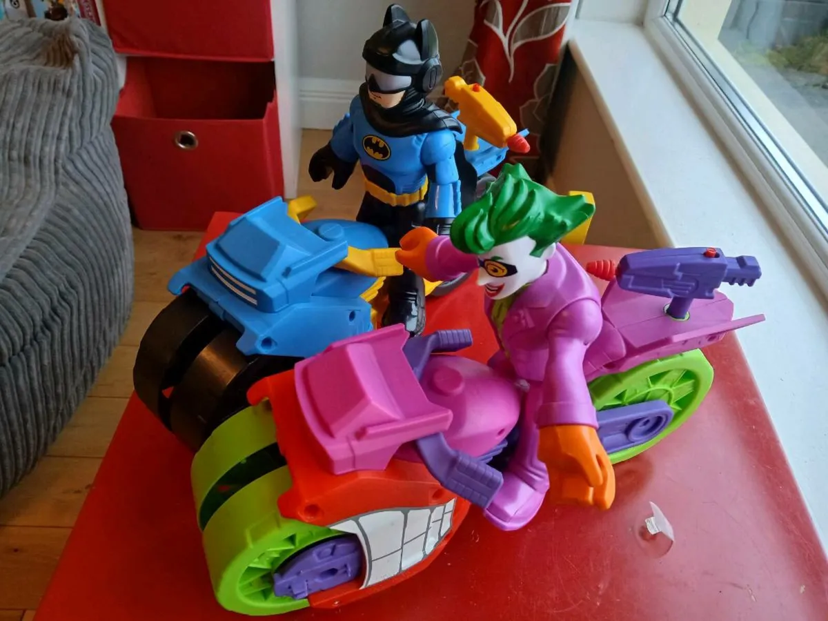 Batman toys - Image 2