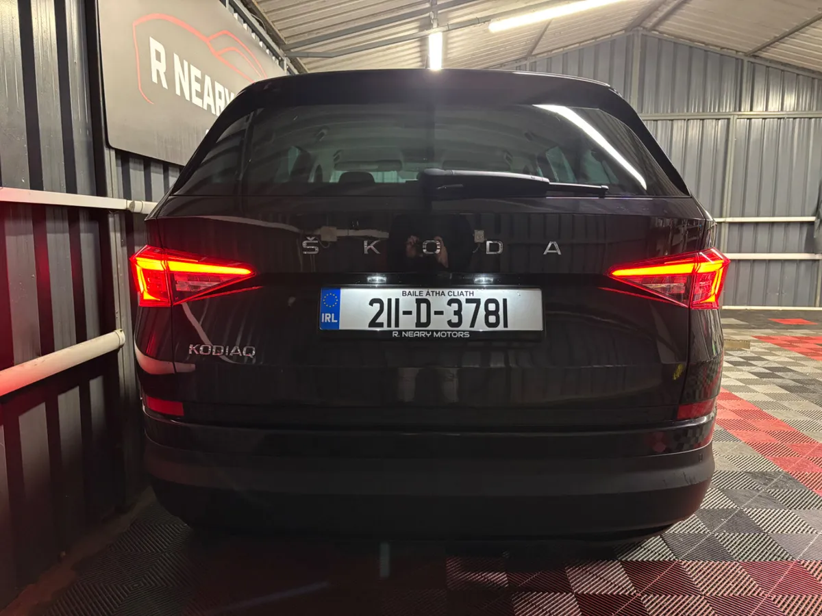 2021 Skoda Kodiaq 2.0 TDI  DSG Ambition 7 Seat - Image 2