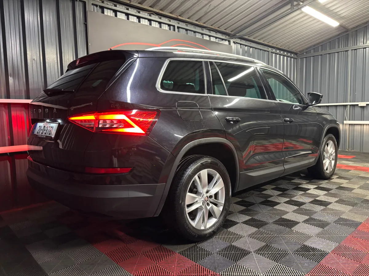 2021 Skoda Kodiaq 2.0 TDI  DSG Ambition 7 Seat - Image 3