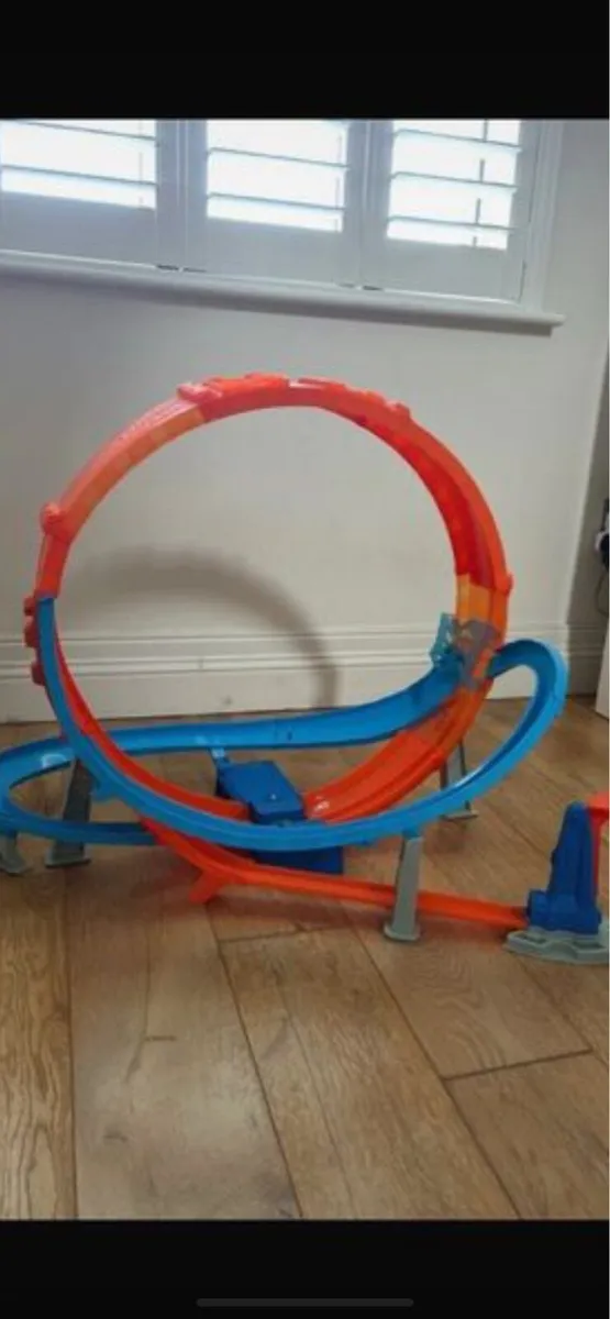 Hot wheels big loop - Image 1