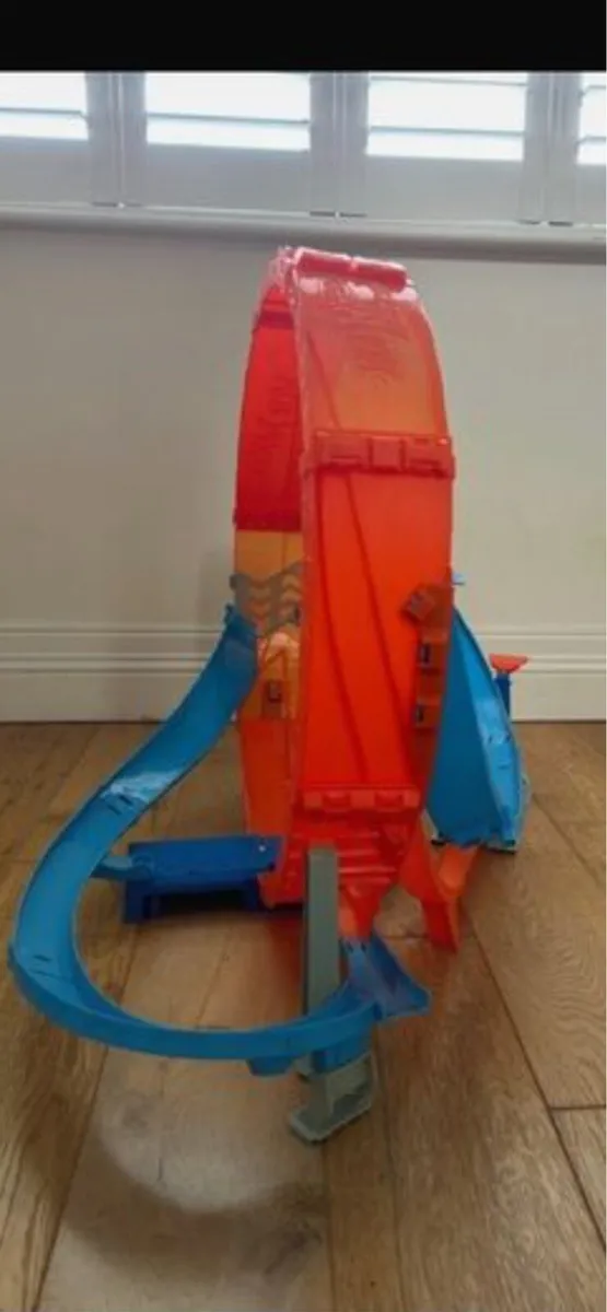 Hot wheels big loop - Image 2