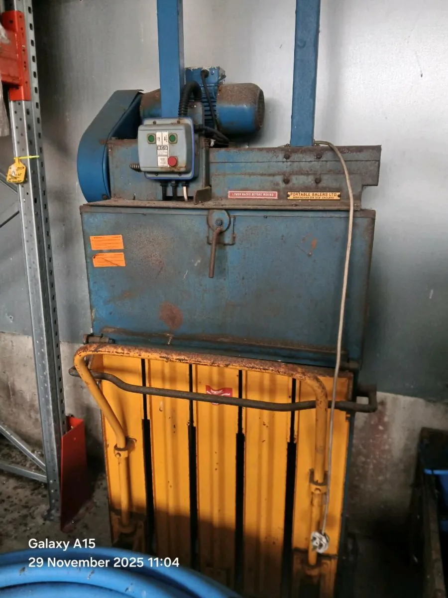 cardboard baler - Image 2